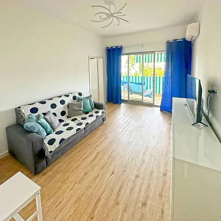 Magnifique Bas Fabron, 5 Min De La Apartment Nizza