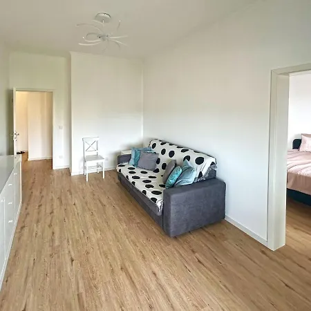 Magnifique Bas Fabron, 5 Min De La Apartamento